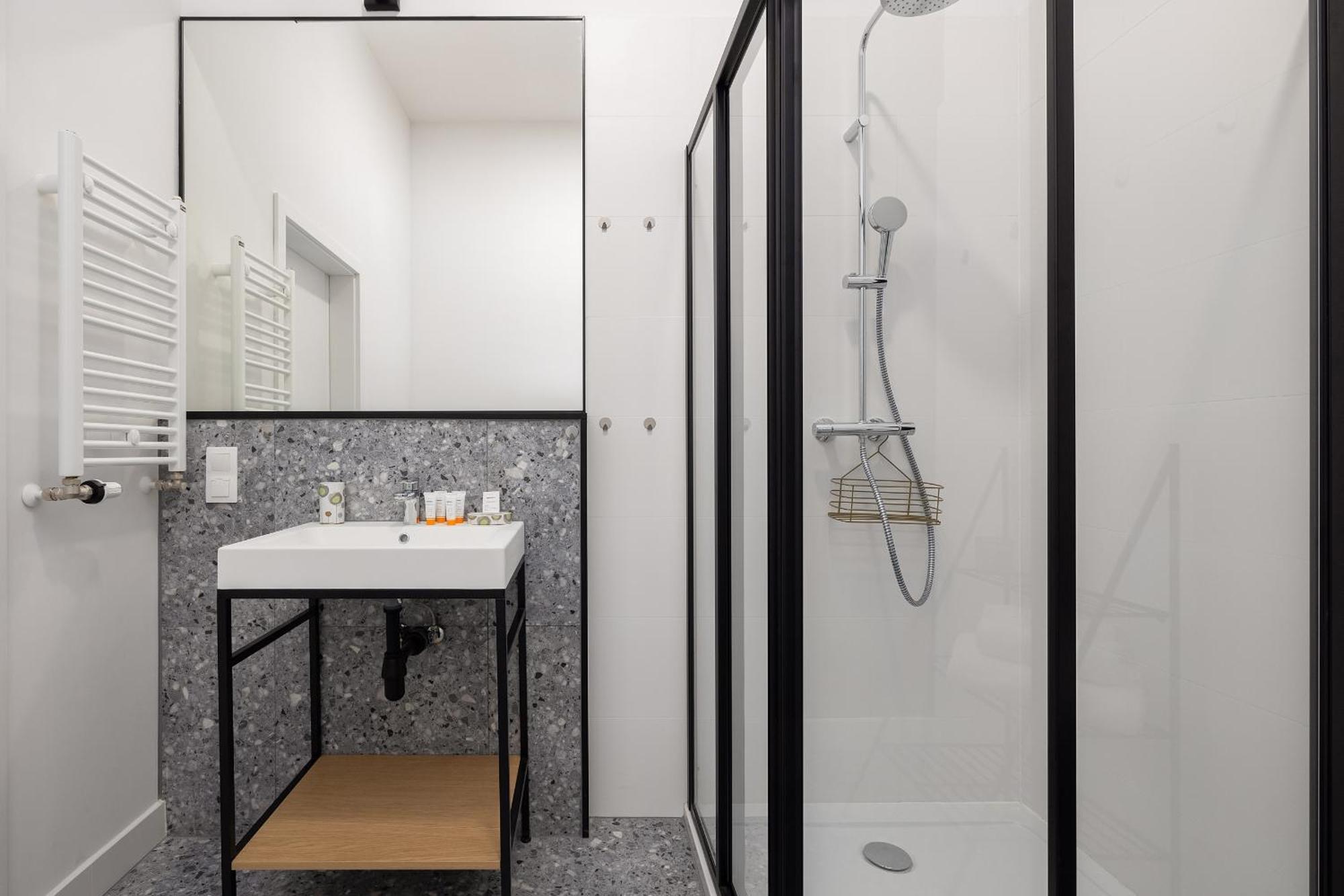 Modern Studio With Terrace And Parking In Swinoujscie By Noclegi Renters Bagian luar foto