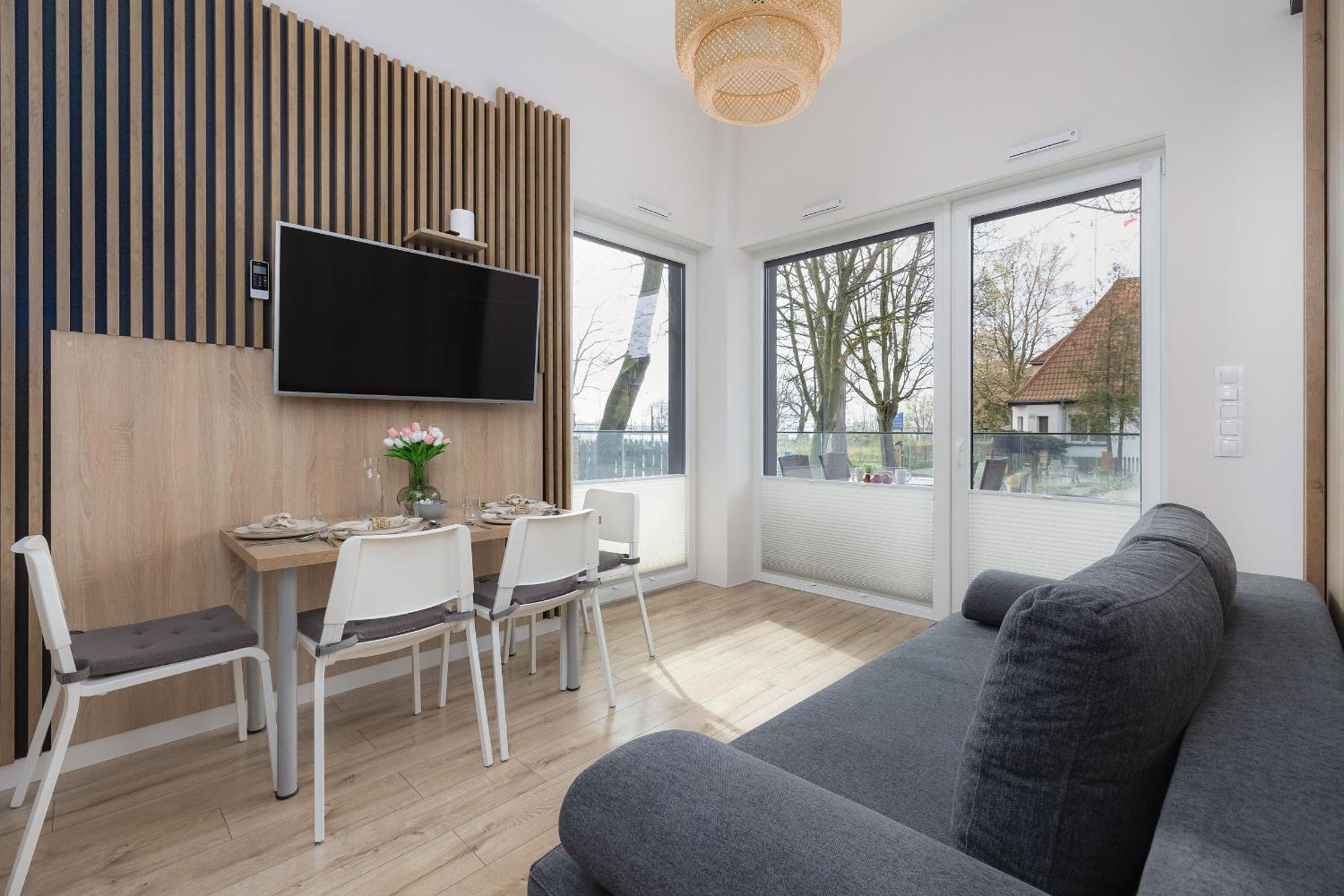 Modern Studio With Terrace And Parking In Swinoujscie By Noclegi Renters Bagian luar foto